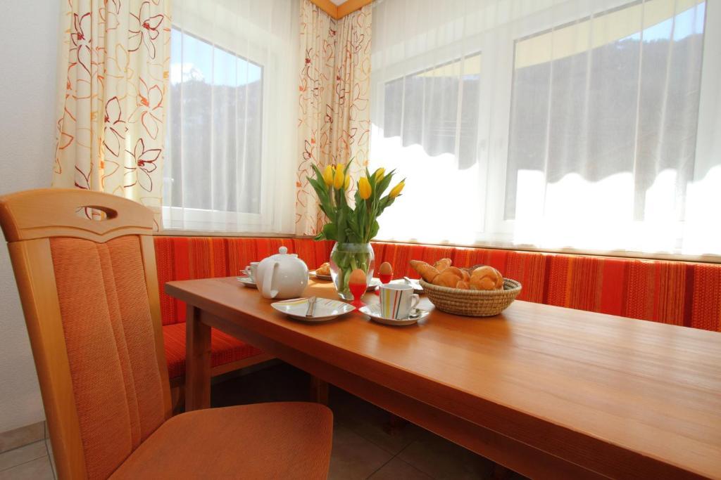 Adlerhof Apartman Sankt Leonhard im Pitztal Szoba fotó